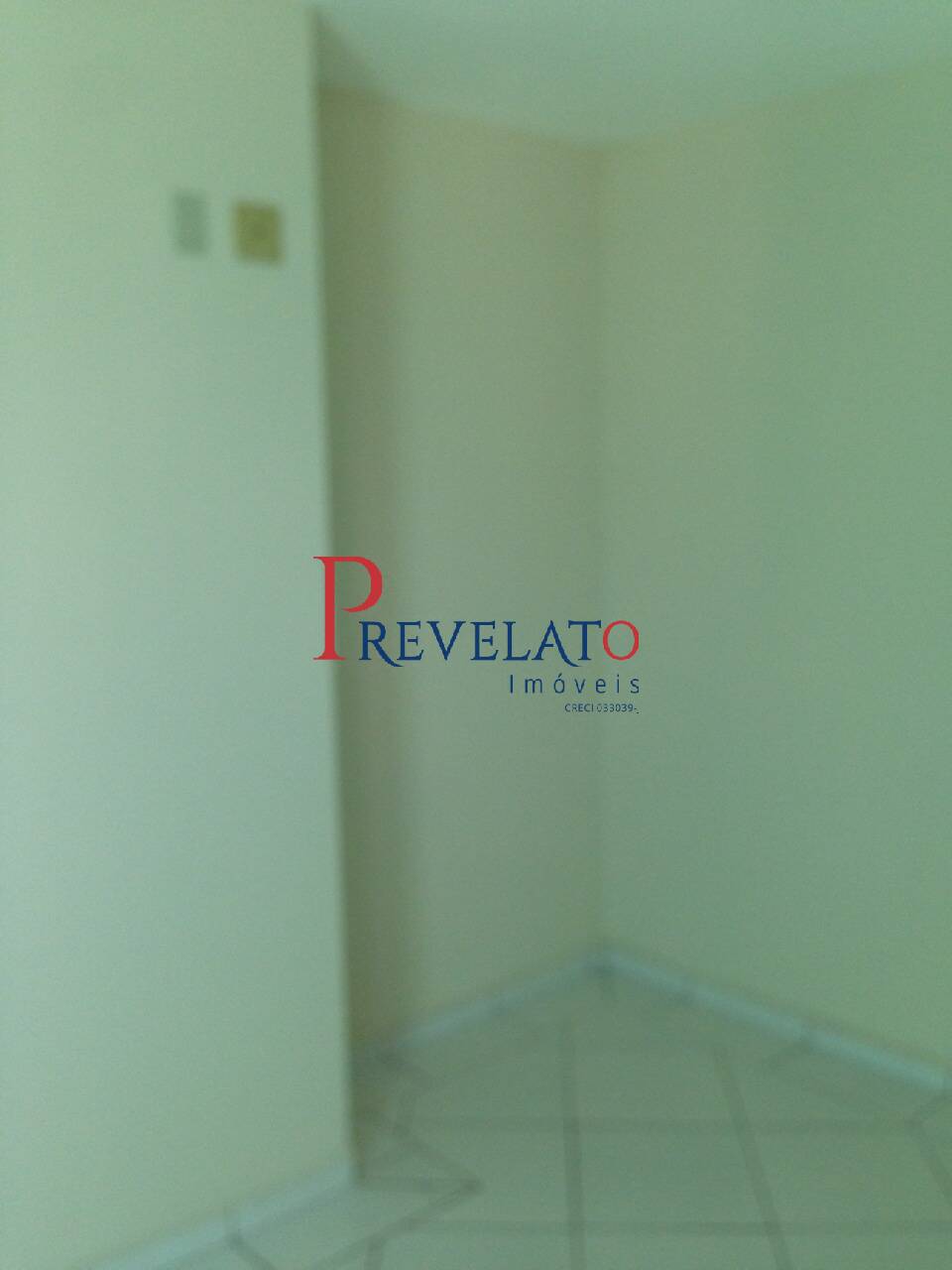 Apartamento à venda com 2 quartos, 61m² - Foto 4