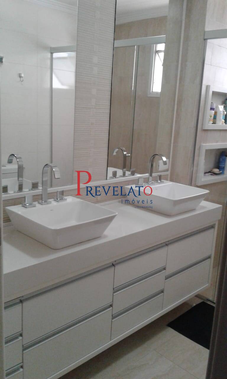 Apartamento à venda com 3 quartos, 204m² - Foto 10